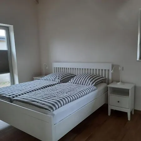 - Ideal Fuer Aktive Familien