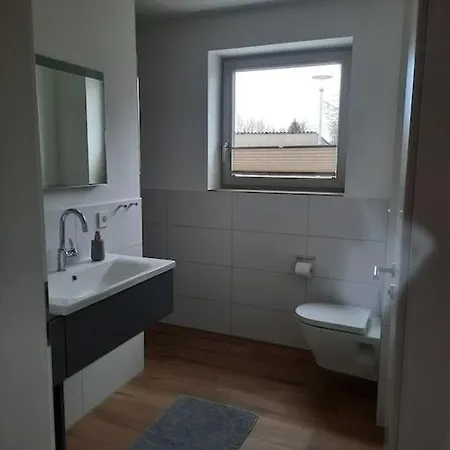 - Ideal Fuer Aktive Familien * Neukalen